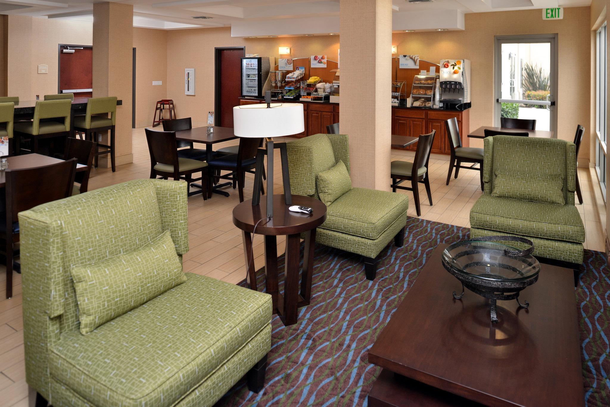 Holiday Inn Express San Diego - Otay Mesa, An Ihg Hotel Екстер'єр фото