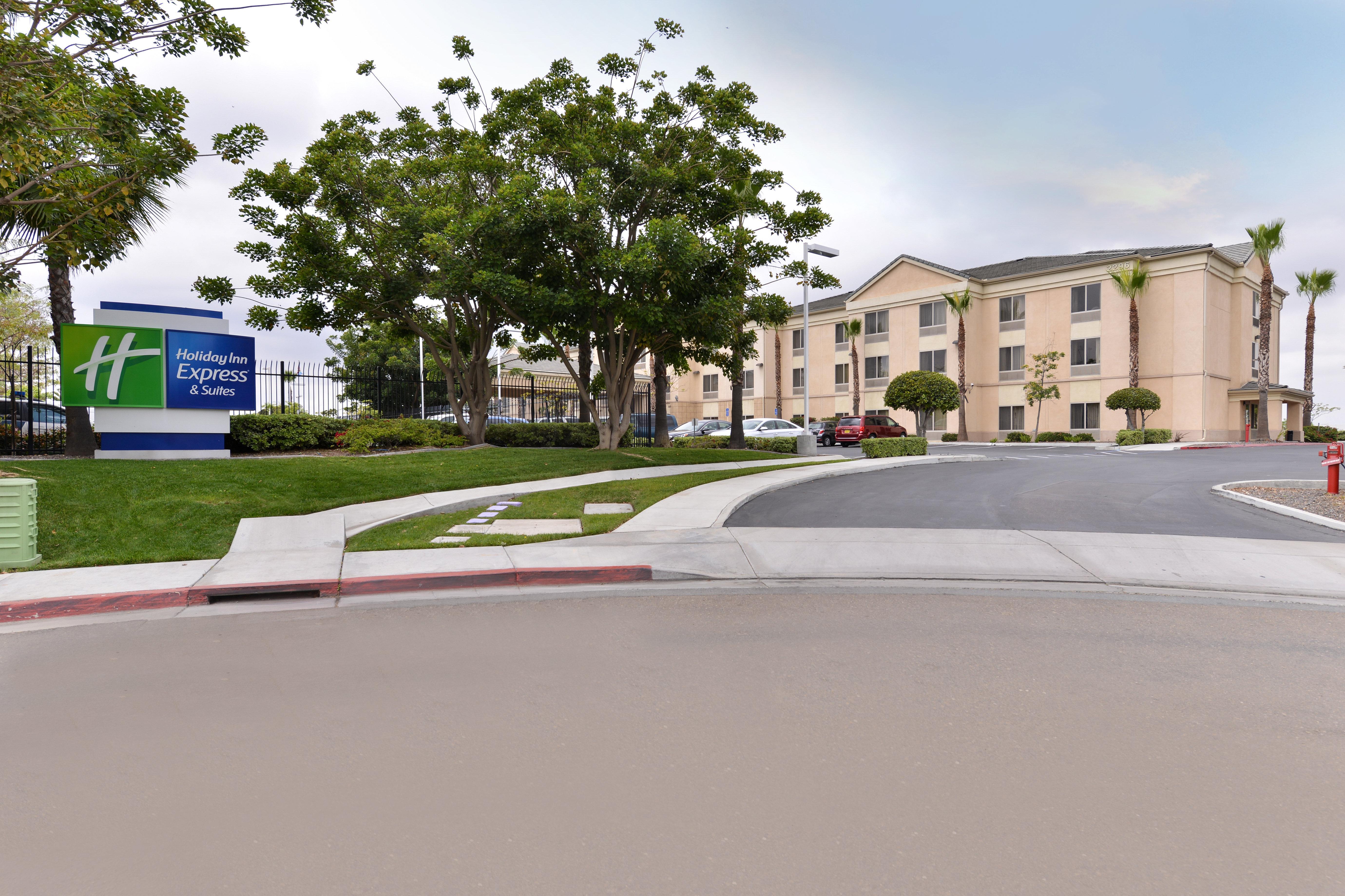 Holiday Inn Express San Diego - Otay Mesa, An Ihg Hotel Екстер'єр фото