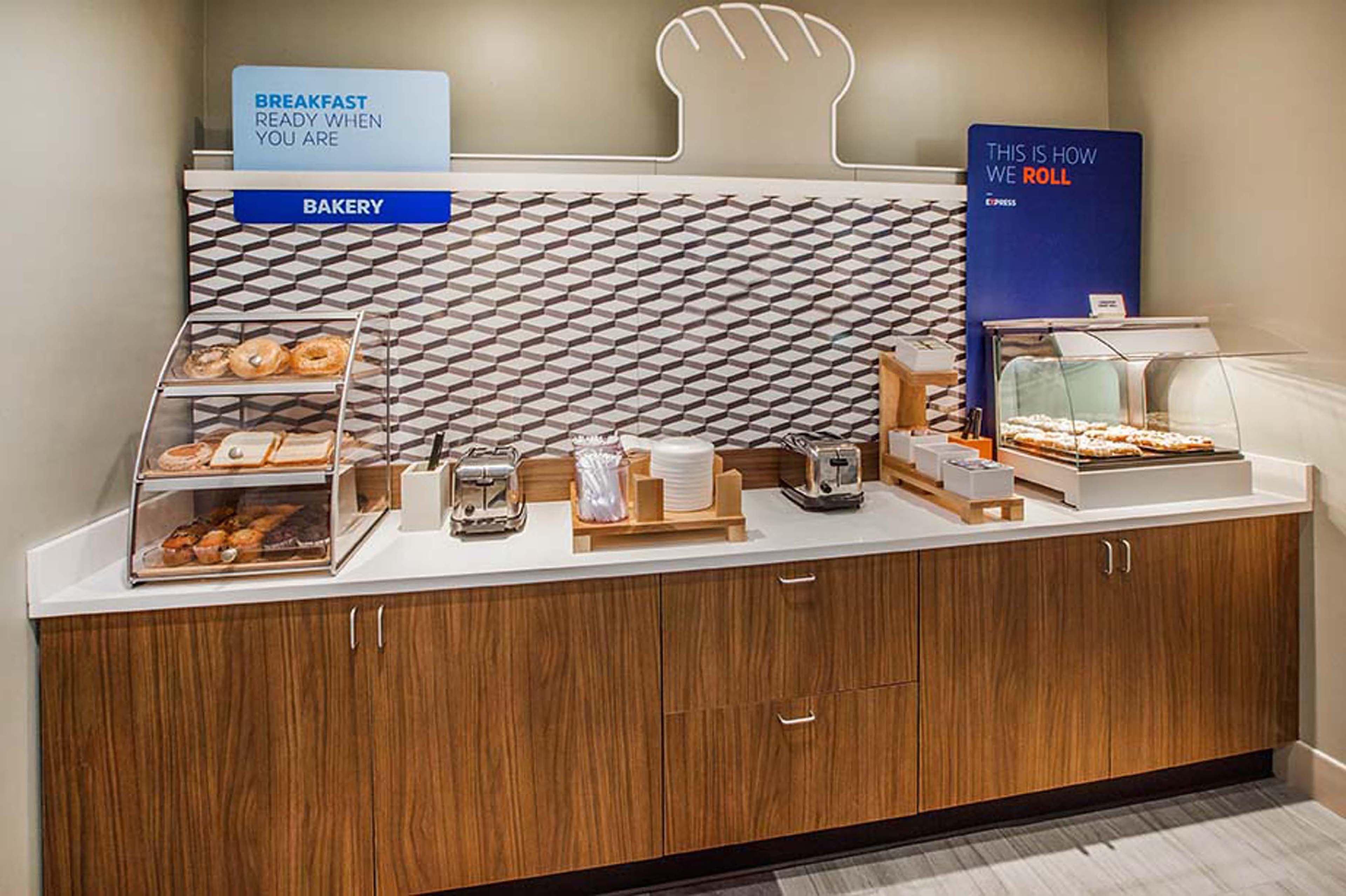 Holiday Inn Express San Diego - Otay Mesa, An Ihg Hotel Екстер'єр фото