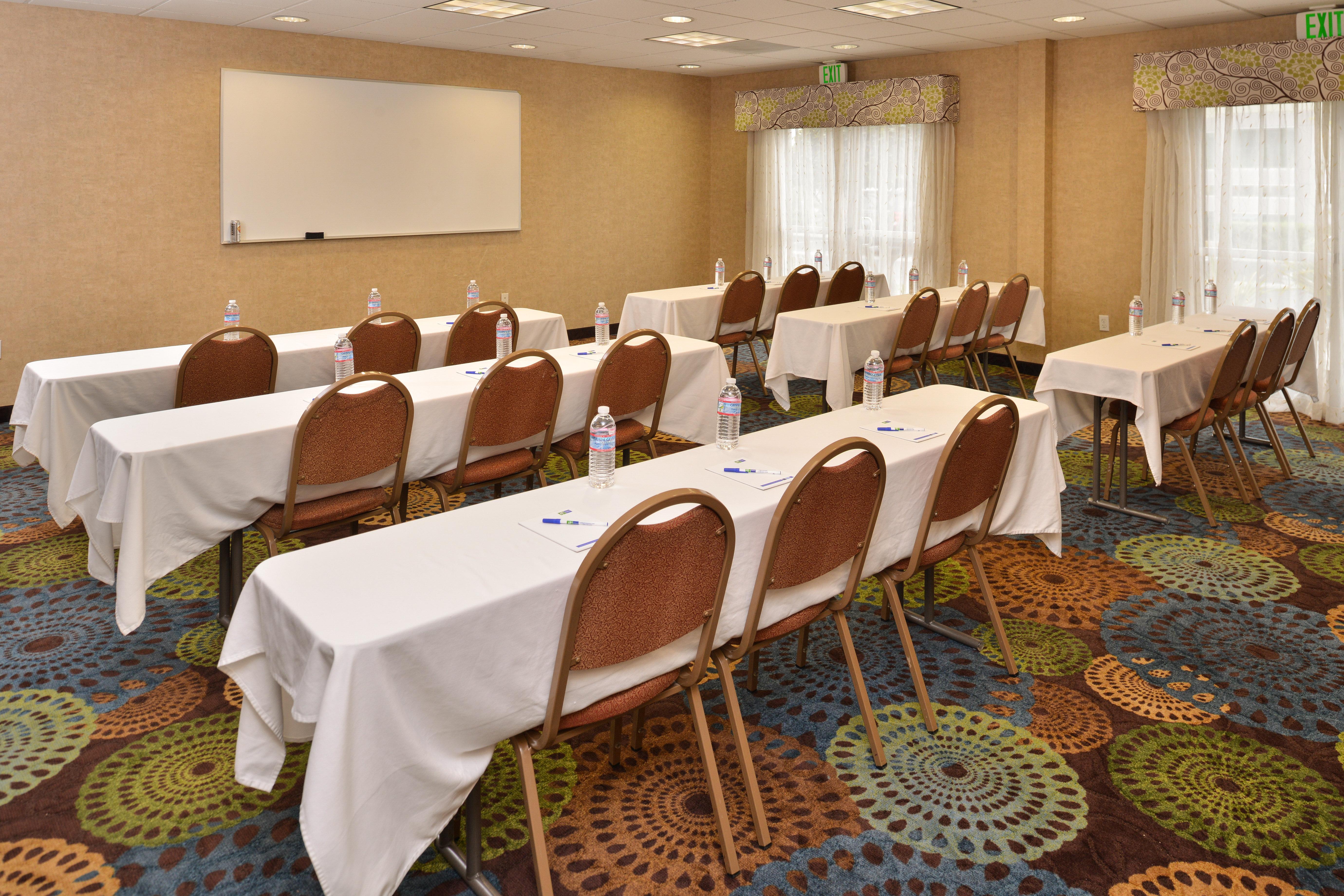 Holiday Inn Express San Diego - Otay Mesa, An Ihg Hotel Екстер'єр фото