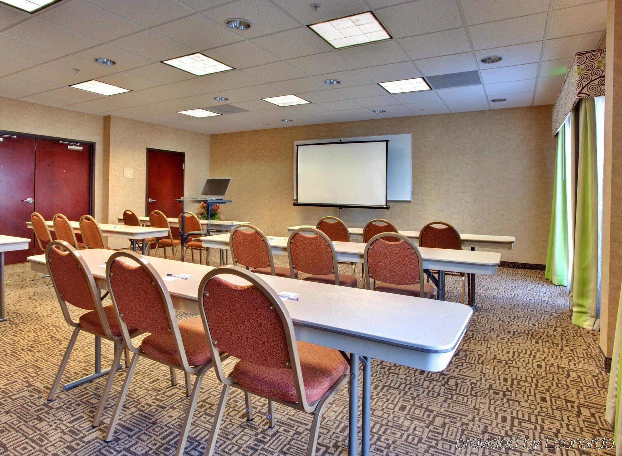 Holiday Inn Express San Diego - Otay Mesa, An Ihg Hotel Зручності фото