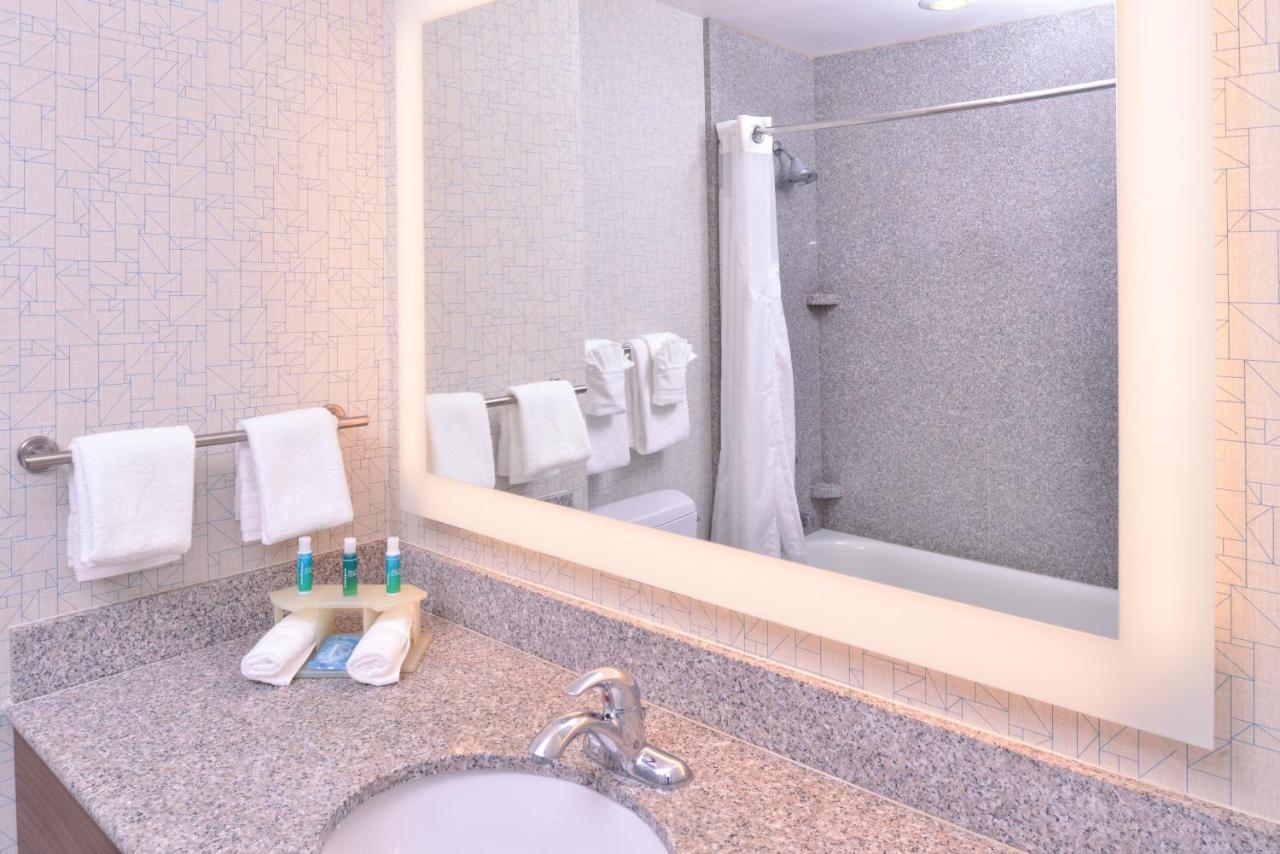 Holiday Inn Express San Diego - Otay Mesa, An Ihg Hotel Екстер'єр фото